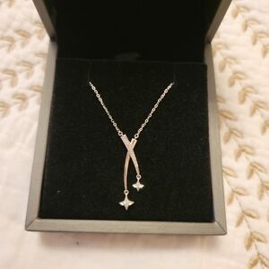 Fiori shooting star 18k white gold 0.12 carat diadmond necklace-NEVER WORN